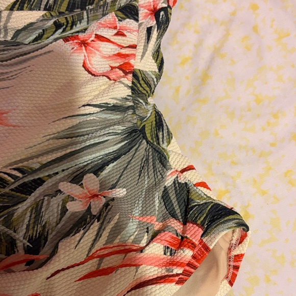 Tropical Floral One-Piece Swimsuit - Picture 4 of 7